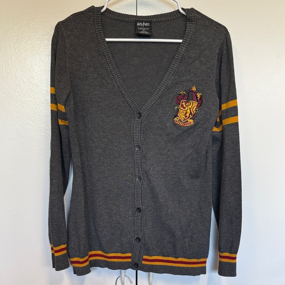 Harry Potter Gryffindor cardigan sweater.  Comicon, universal, cosplay